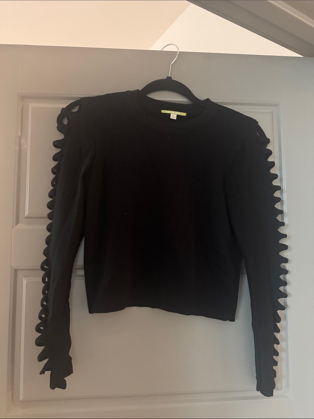 Gianni Bini Black Long-Sleeve Scalloped Cutout Top